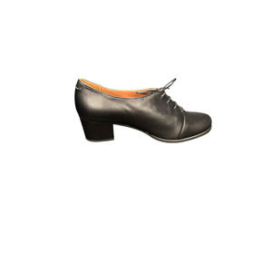 Julia Bo Lace-Up Oxford Pumps Size 38